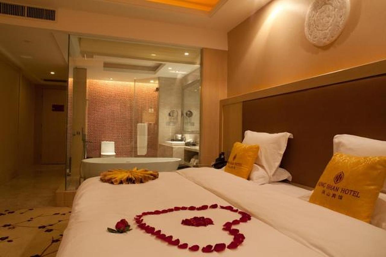Hongshan Hotel Wuhan Luaran gambar